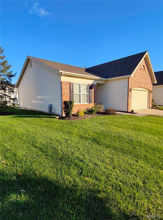 Property Photo:  160 New Holland Drive  MO 63017 