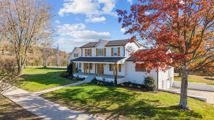 Property Photo: 4818 Hickory Ridge Rd TN 37087