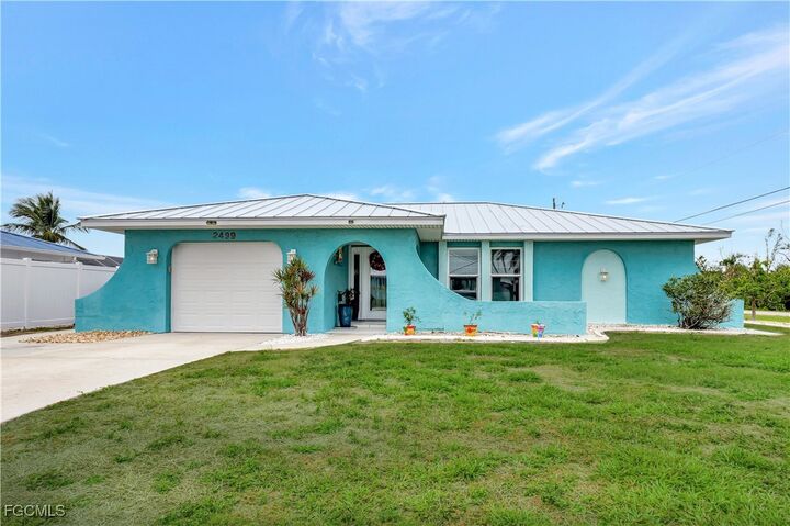 Property Photo: 2499 Sapodilla Lane FL 33956