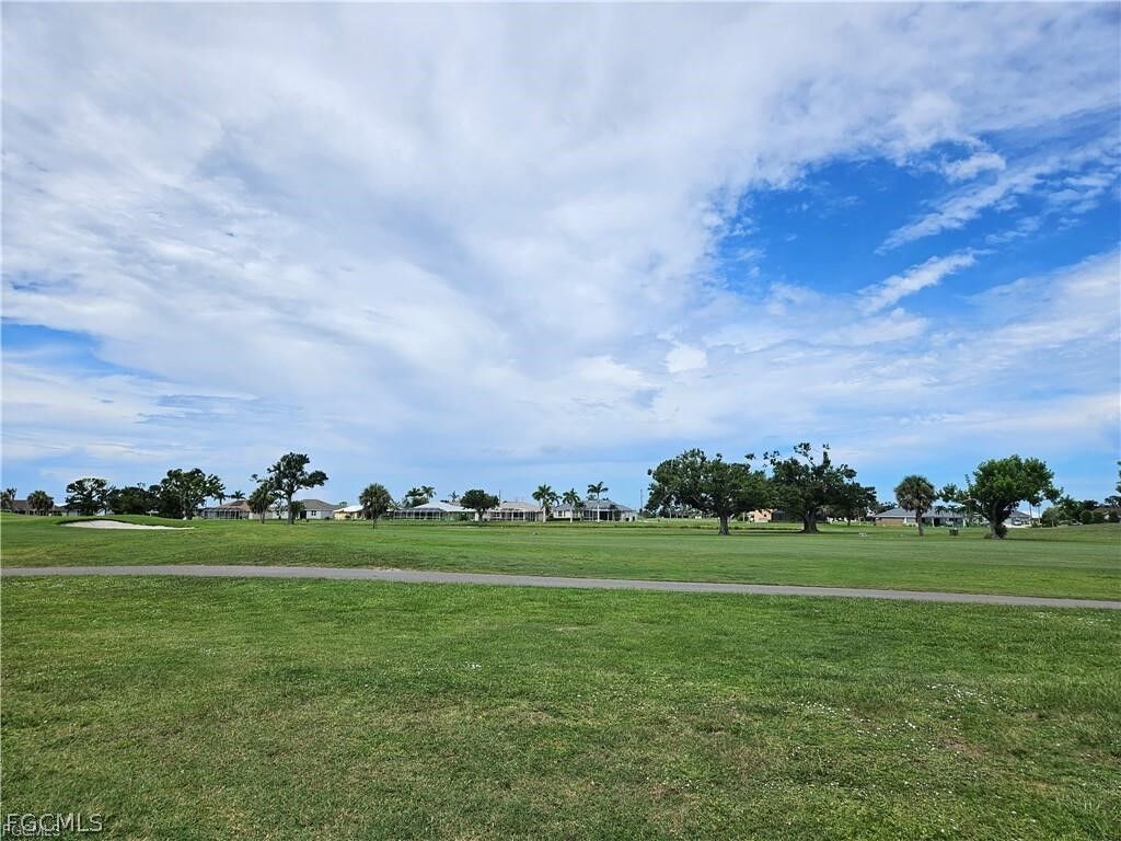 Property Photo:  1528 NW 28th Avenue  FL 33993 
