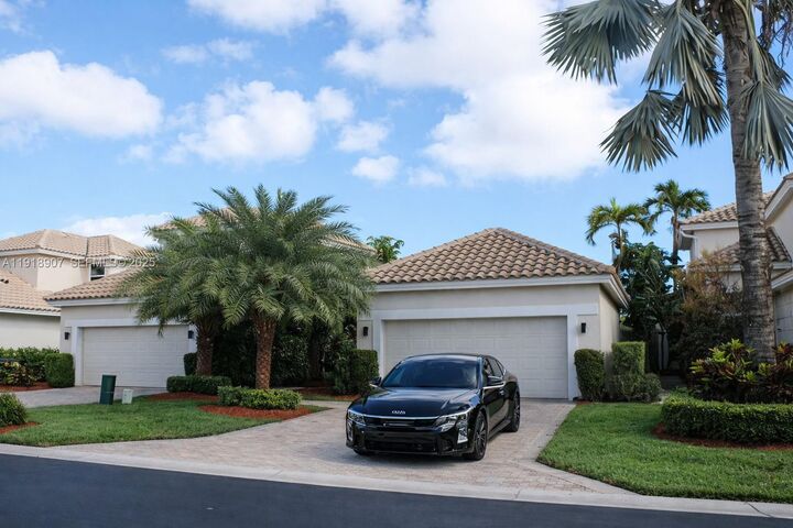 Property Photo:  6626 NW 25th Ave  FL 33496 
