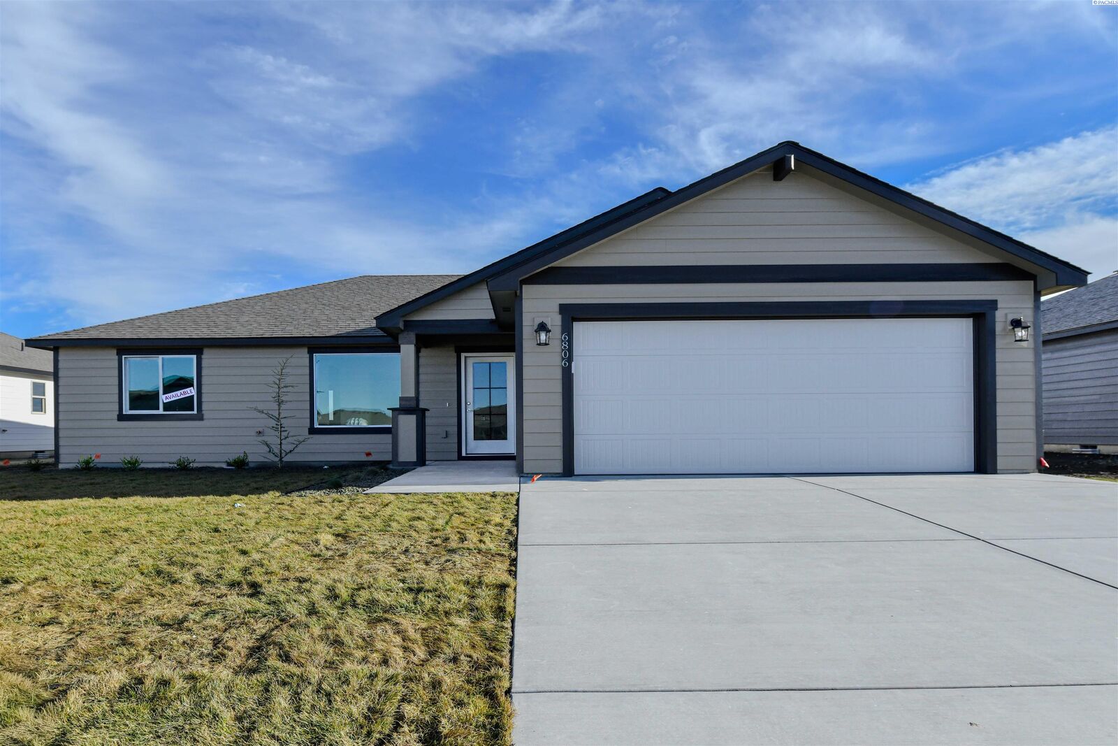 Property Photo:  6809 Bluegill Ln  WA 99301 