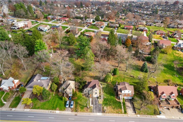 Property Photo:  1761 Bower Hill Rd  PA 15243 