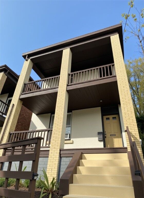 Property Photo: 2460 Colorado Way PA 15212