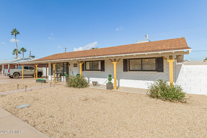 Property Photo: 7254 E Lewis Avenue AZ 85257