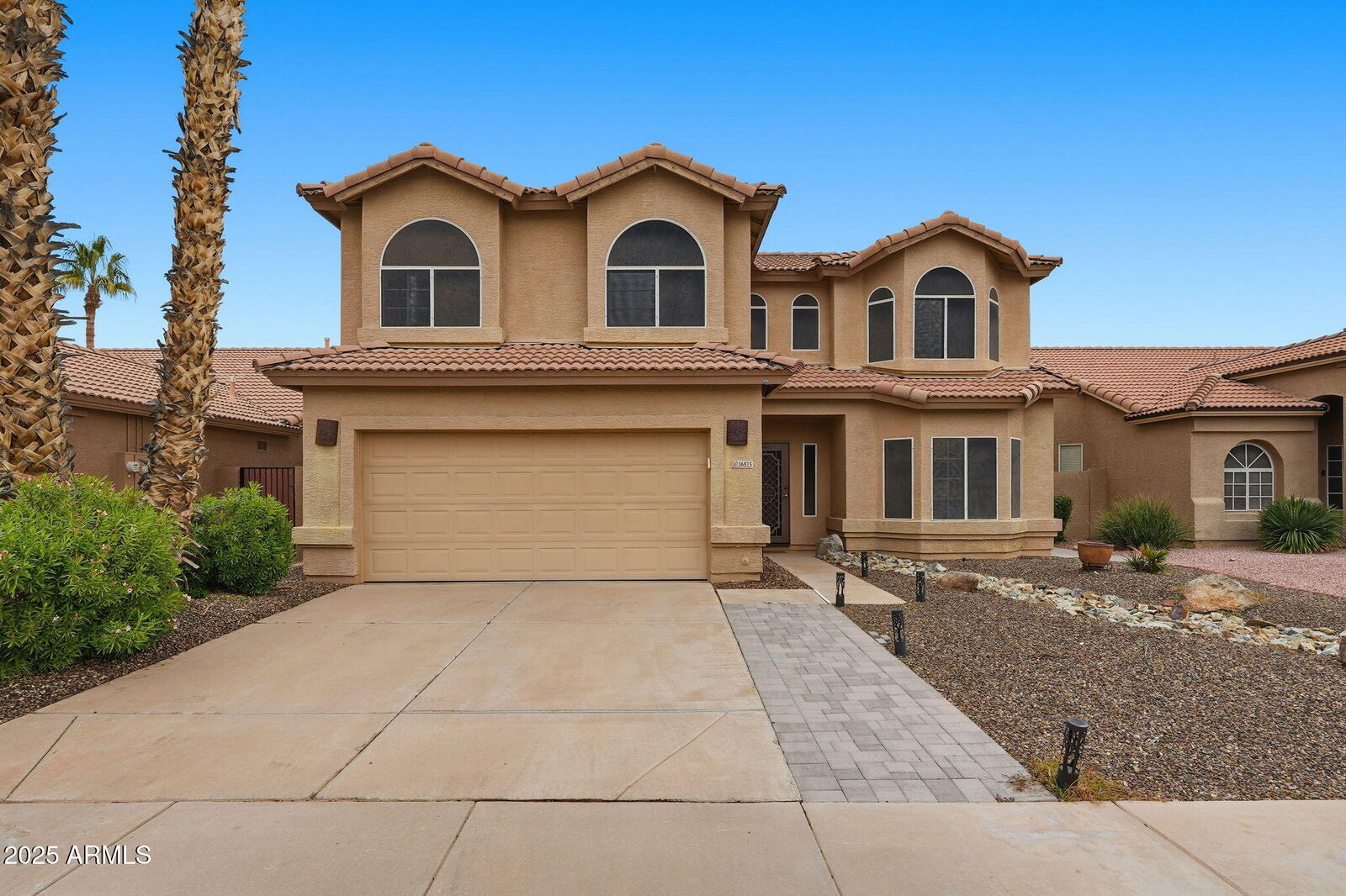 Property Photo:  16815 S 24th Place  AZ 85048 
