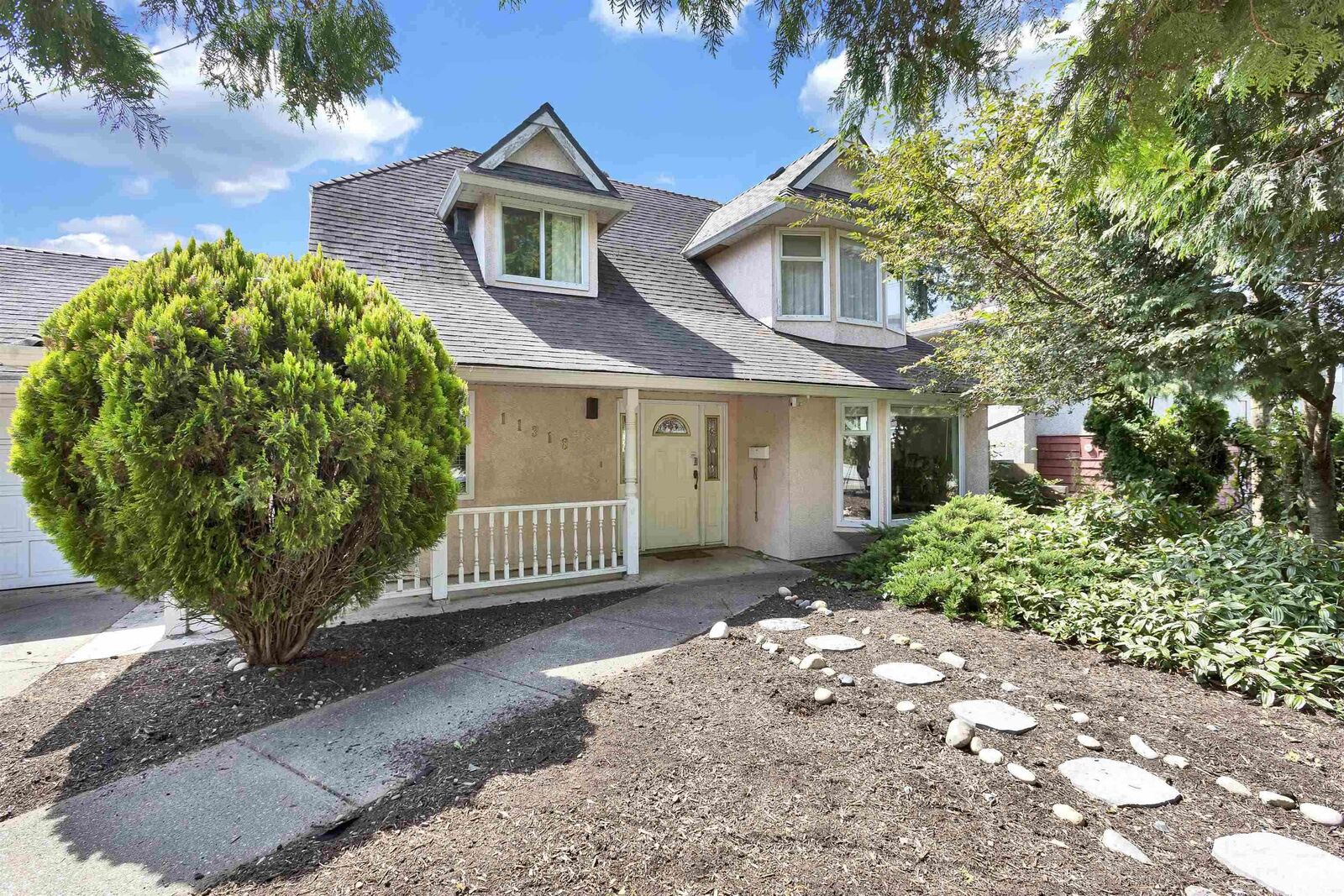 Property Photo: 11318 82 Avenue BC V4C 2B9