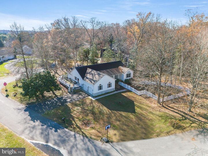 Property Photo:  2 Melody Ct  DE 19971 