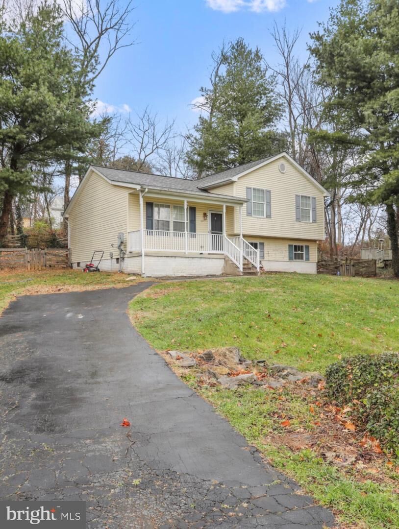 Property Photo: 121 Spring Dale Drive WV 25414