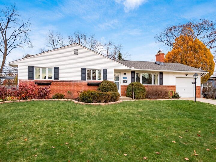 Property Photo: 970 Oberlin Drive OH 43221