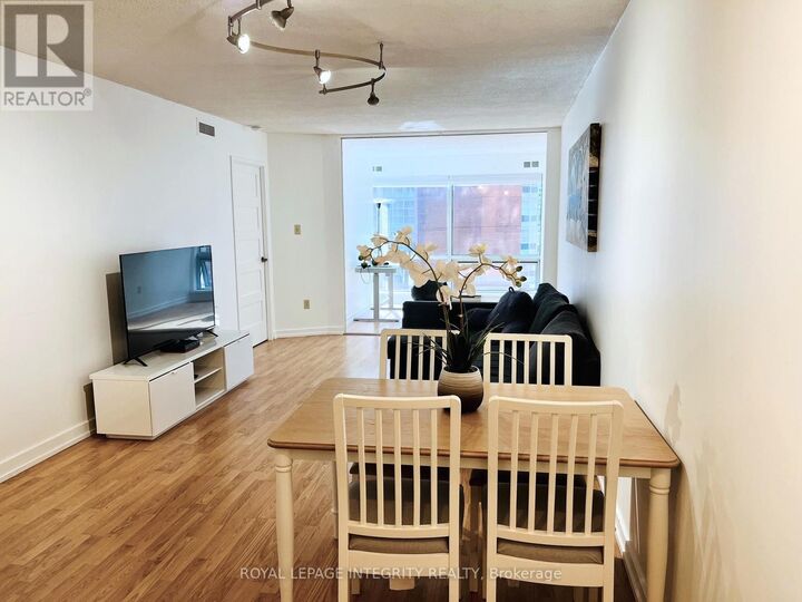 Property Photo:  1001 Bay Street 406  ON M5S 3A6 