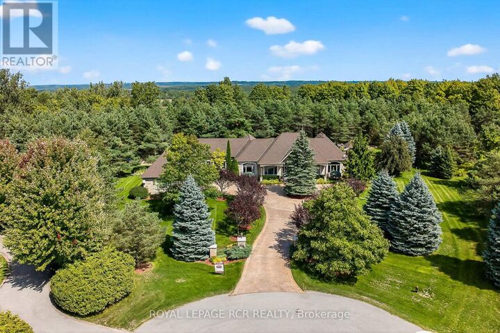 Property Photo:  7 Sugarbush Lane  ON L9P 2A1 