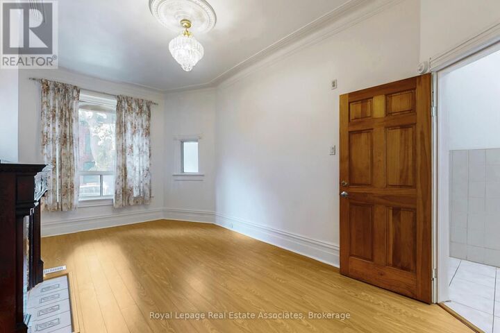 Property Photo: 143 Seaton Street ON M5A 2T2