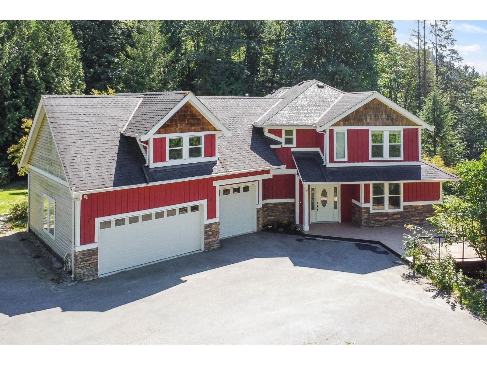 Property Photo: 36198 Cascade Ridge Drive BC V2V 7G9