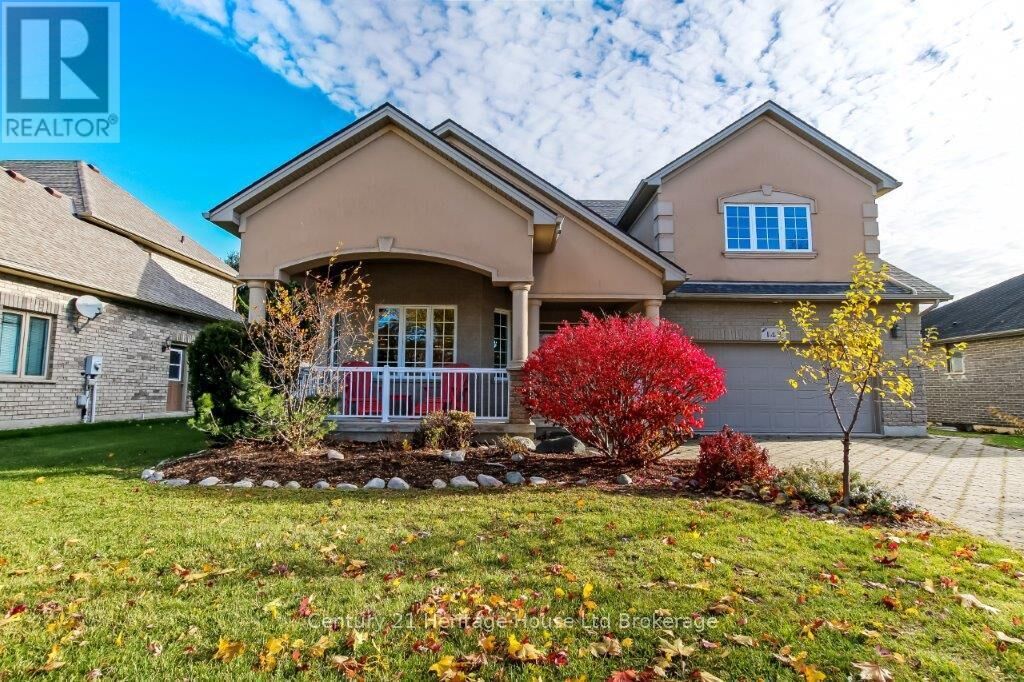 Photo de la propriété:  143 Boyd Boulevard  ON N0M 2M0 