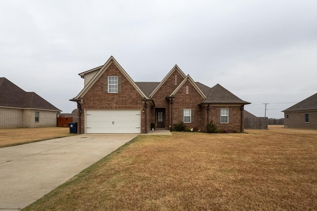 Property Photo: 739 Robinson Dr. AR 72364