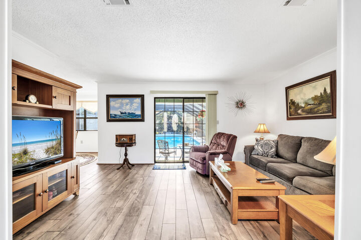 Property Photo:  32 Walnut Avenue  FL 32579 