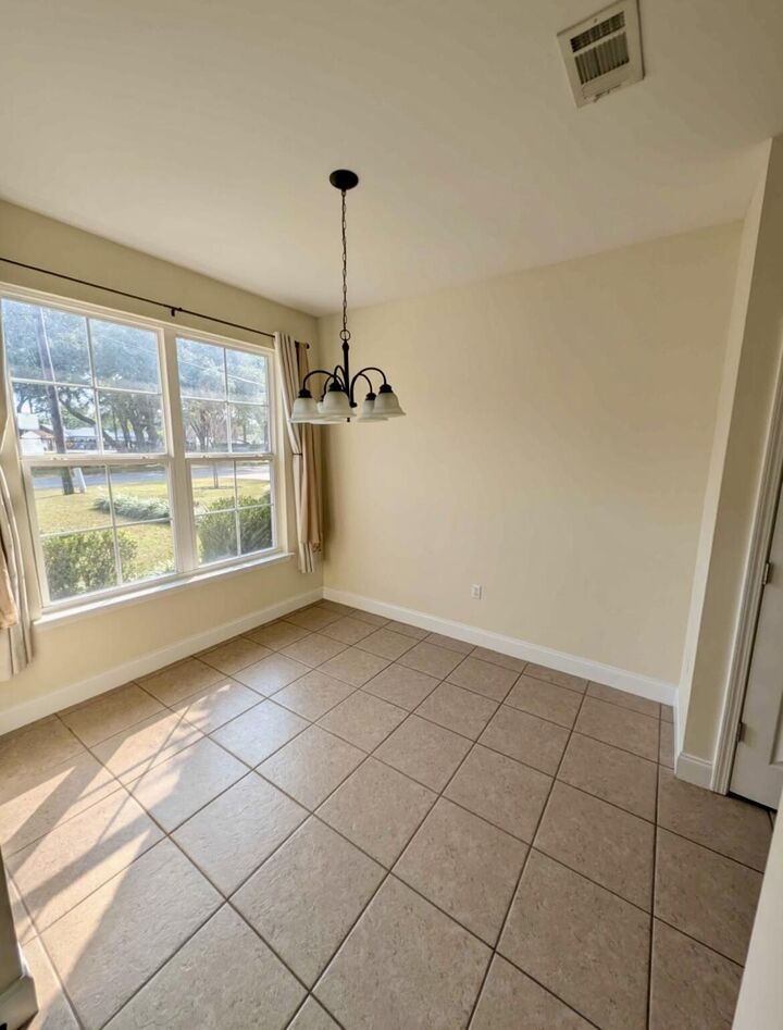 Property Photo:  204 B Spencer Place  FL 32578 