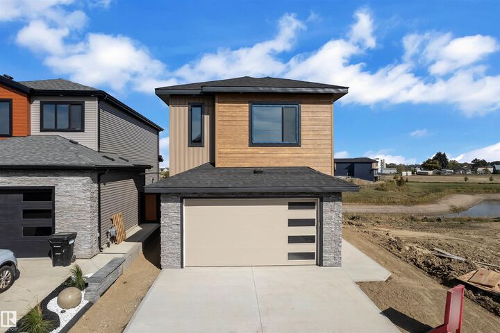 30 Tilia Place  Spruce Grove AB T7X 0Z3 photo