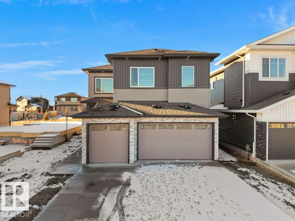 Property Photo: 4006 40 Street AB T4X 3B6