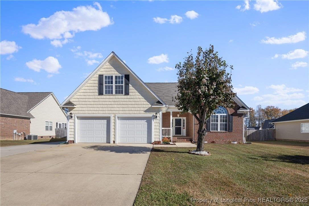 Property Photo:  225 Hogart Street  NC 28376 