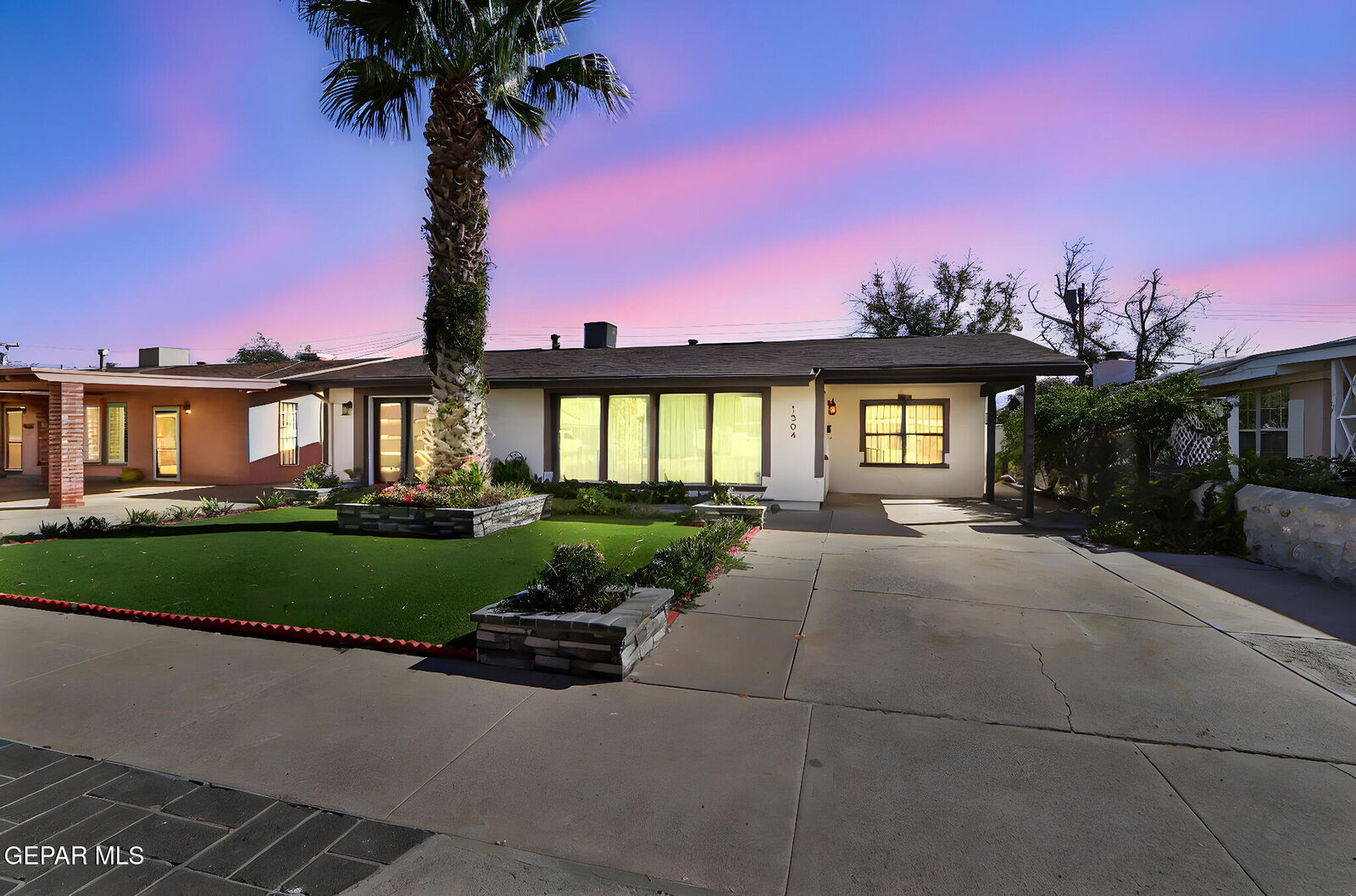 Property Photo:  1304 Honeysuckle Drive  TX 79925 