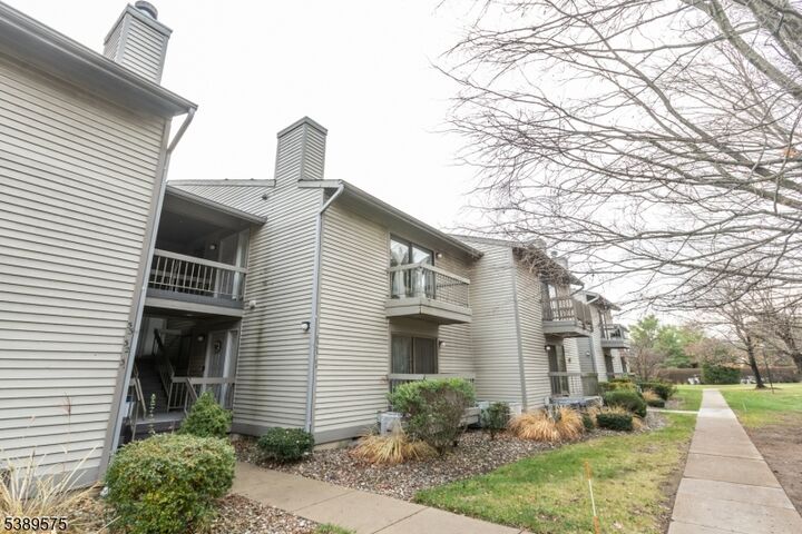 32 Sam Bonnell Dr  Union Twp. NJ 08809 photo