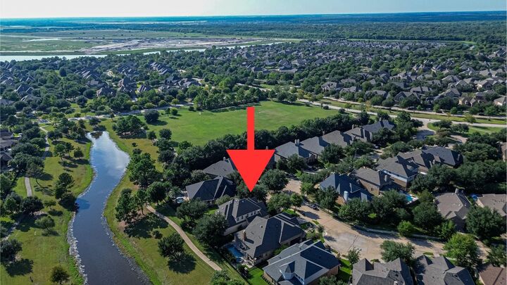 Property Photo: 19339 Oxford Haven Drive TX 77433