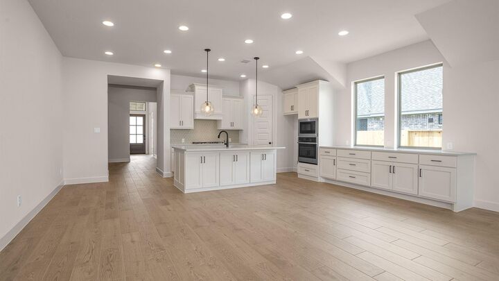 Property Photo:  6519 Yellow Rose Court  TX 77578 