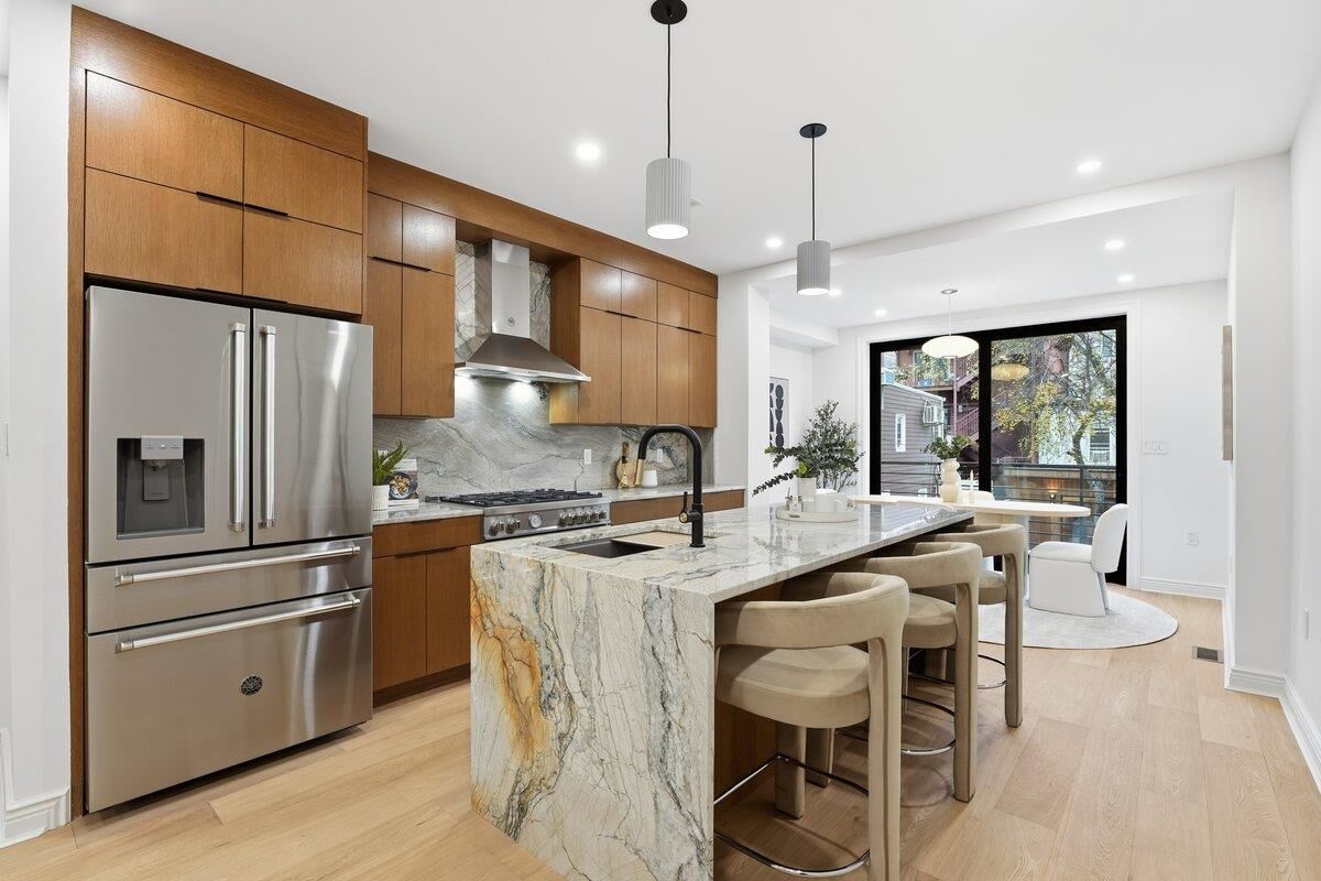 Property Photo: 207 4th St NJ 07302