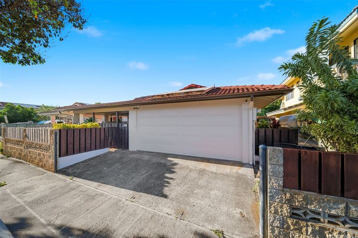 Property Photo: 94-934 Hiapo Street HI 96797