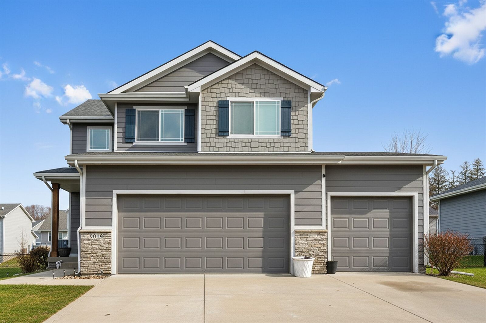 Property Photo:  9019 Cody Drive  IA 50266 