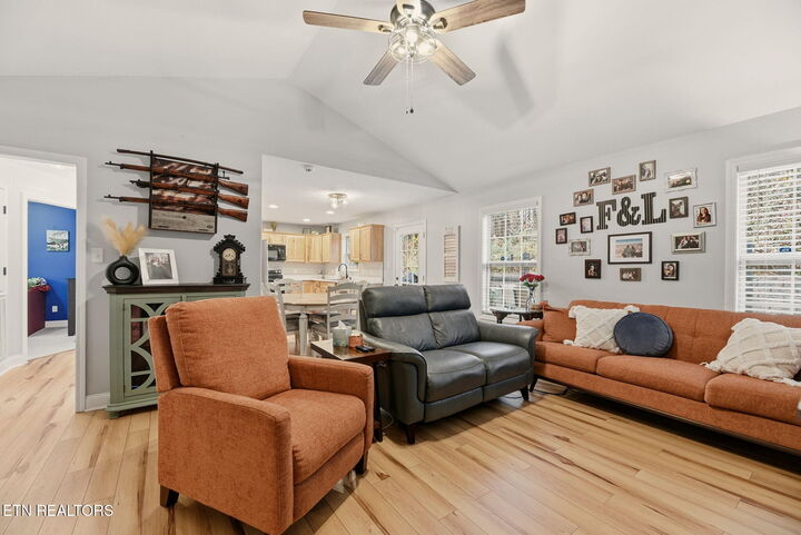 Property Photo:  7819 Elkton Lane  TN 37849 
