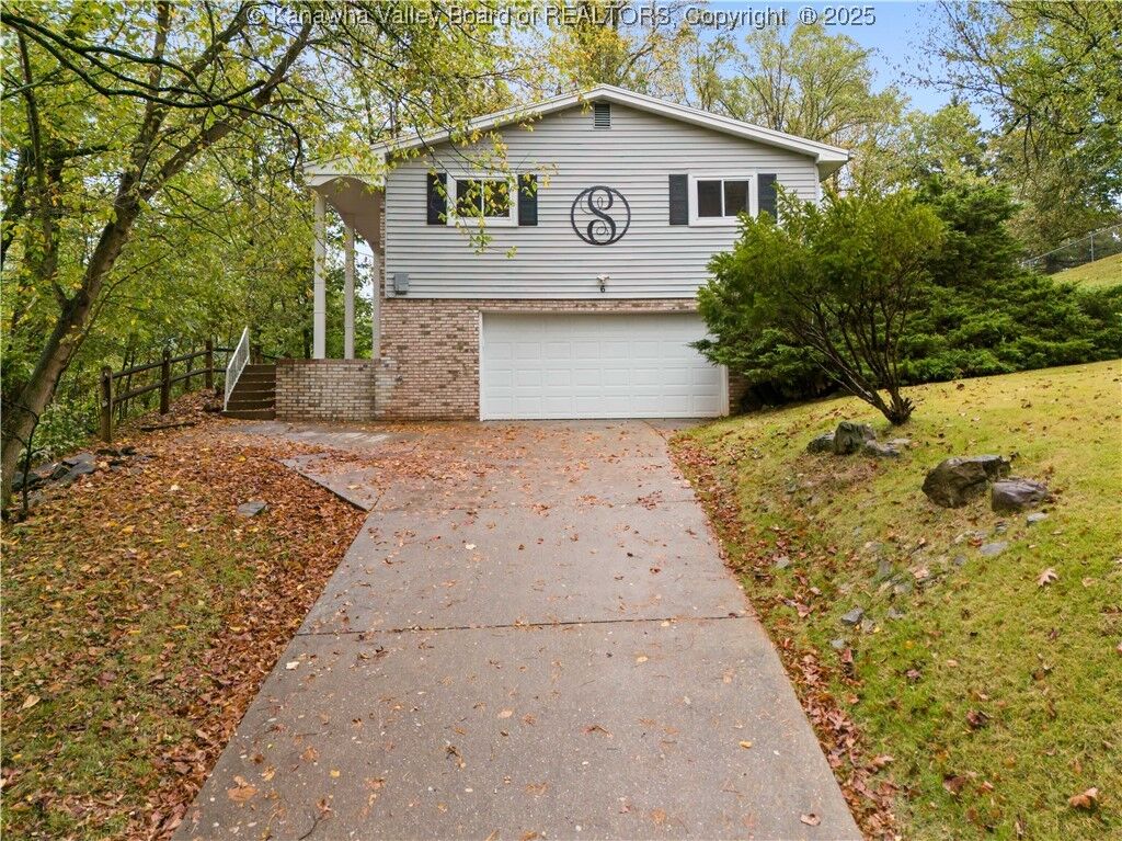 Property Photo:  6 Poplar Drive  WV 26105 