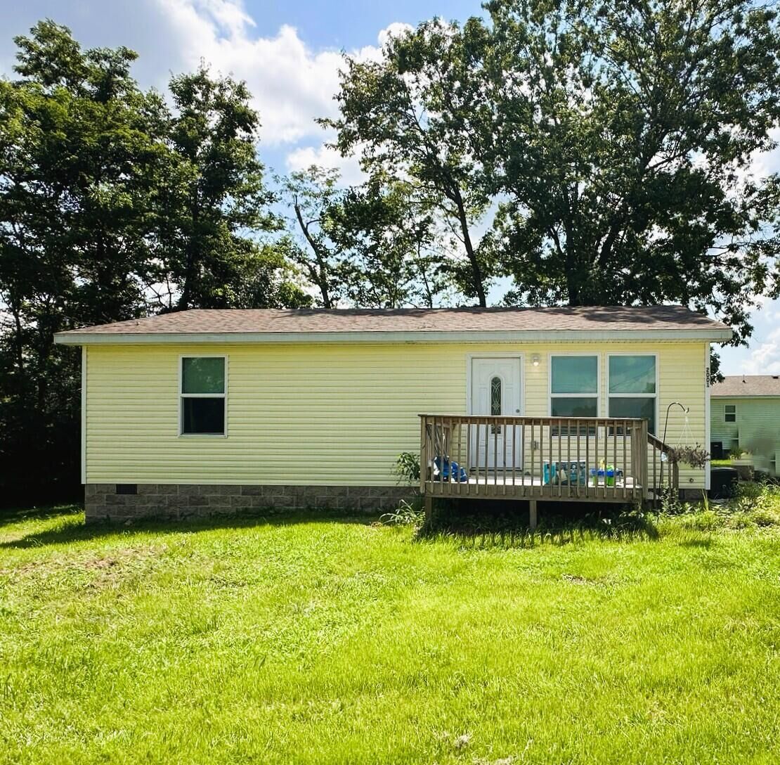 Property Photo:  2001 Sharkey Road  KY 40351 