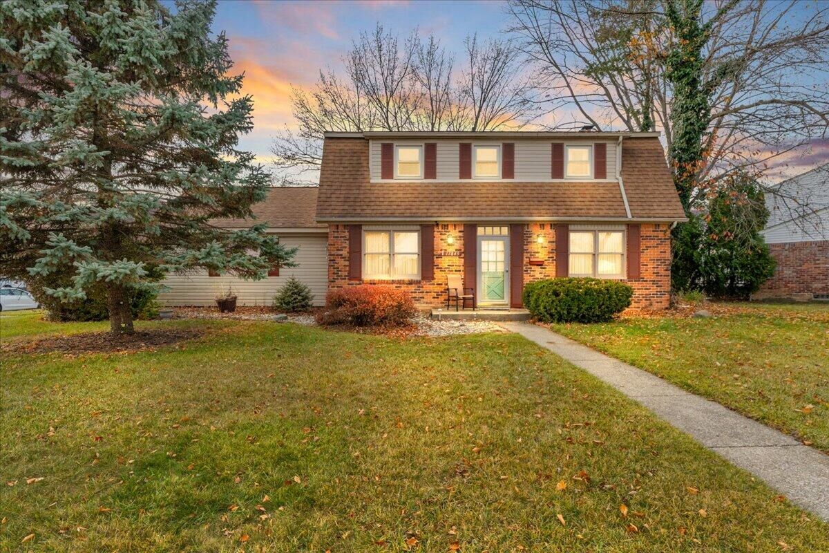 Property Photo:  17849 Fairway Street  MI 48152-2963 