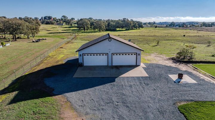 Property Photo: 17 Sara-Lex Court CA 95252