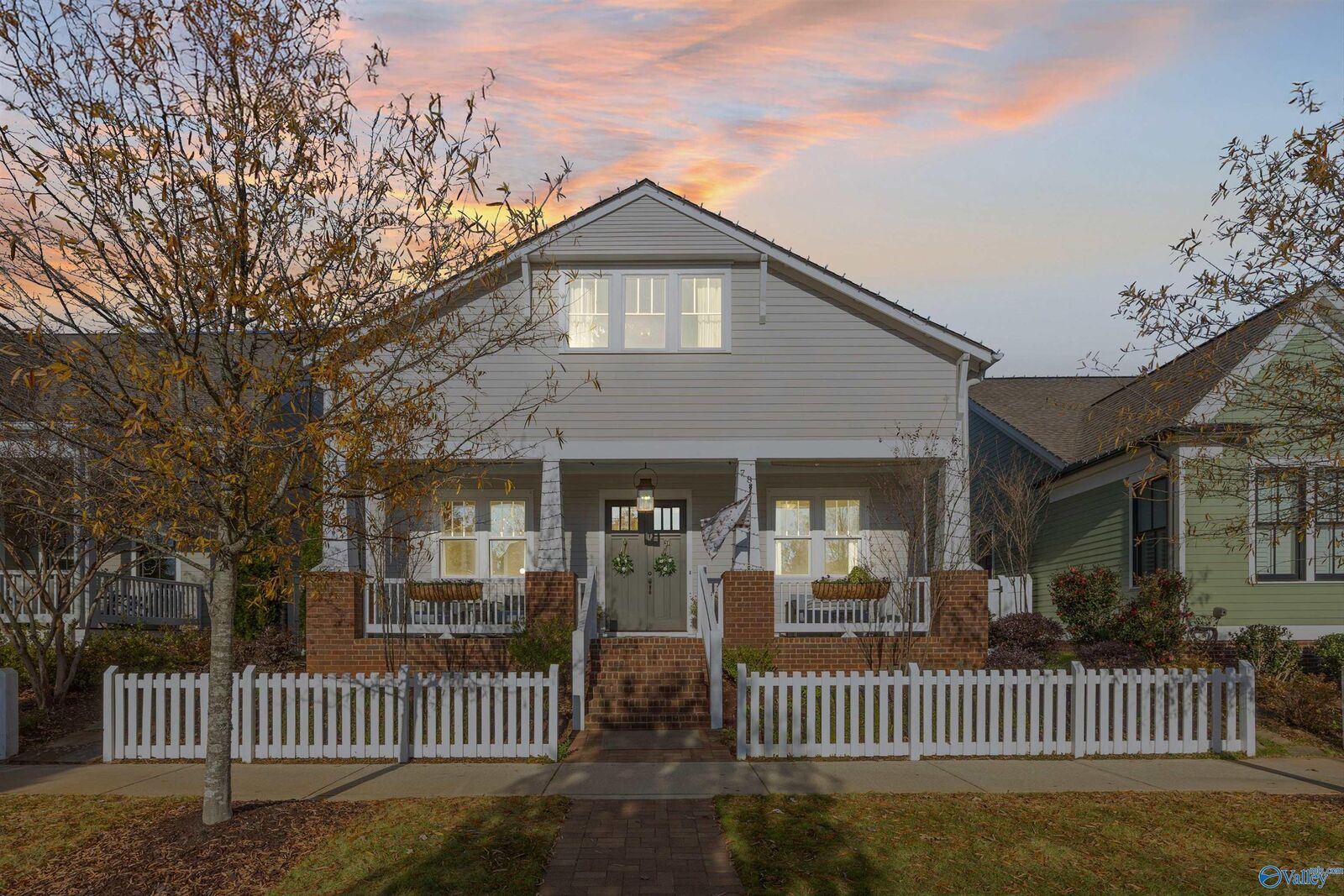 Property Photo:  78 Hillcrest Avenue NW  AL 35806 