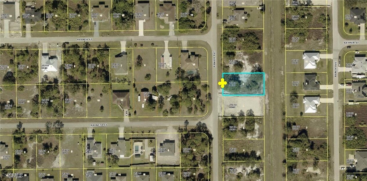 Property Photo:  337 Ranier Avenue  FL 33974 