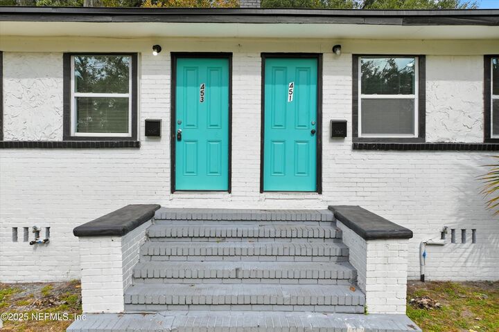 Property Photo:  451 Long Branch Boulevard  FL 32206 