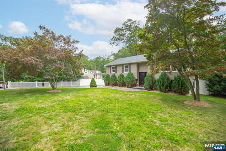 Property Photo: 91 Buena Vista Drive NJ 07456