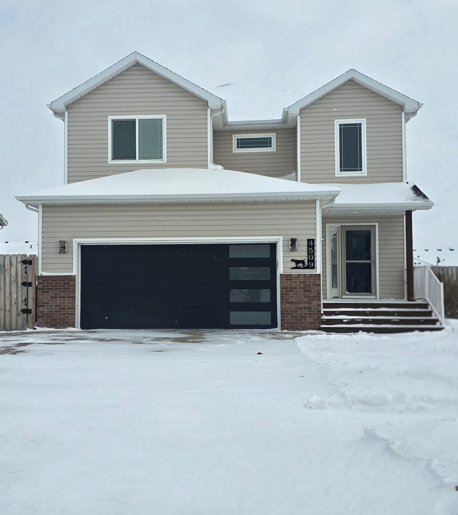 Property Photo: 4509 W 11th Street W ND 58078