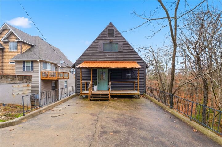 Property Photo: 11904 White Oak Drive AR 72732