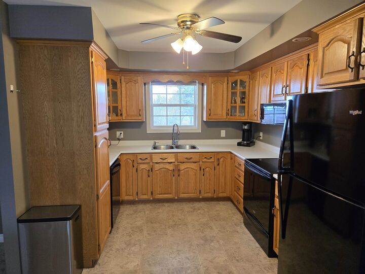 Property Photo:  10 Jubilee Avenue  PE C0B 1V0 