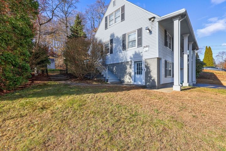 Property Photo:  304 Saint Nicholas Ave  MA 01606 