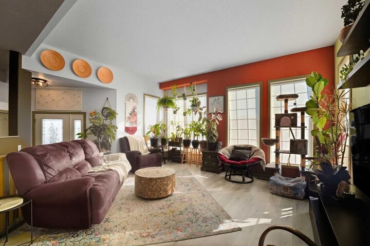 Photo de la propriété: 28 Parkside Crescent AB T4M 0E9