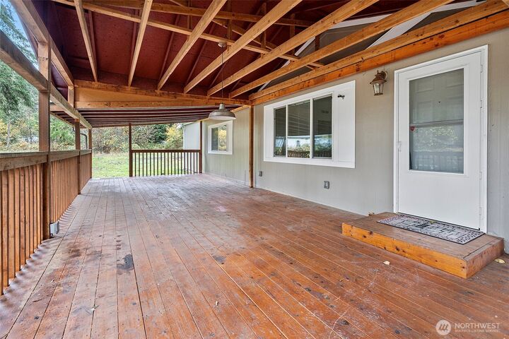 Property Photo: 20212 Orting Kapowsin Highway E WA 98338