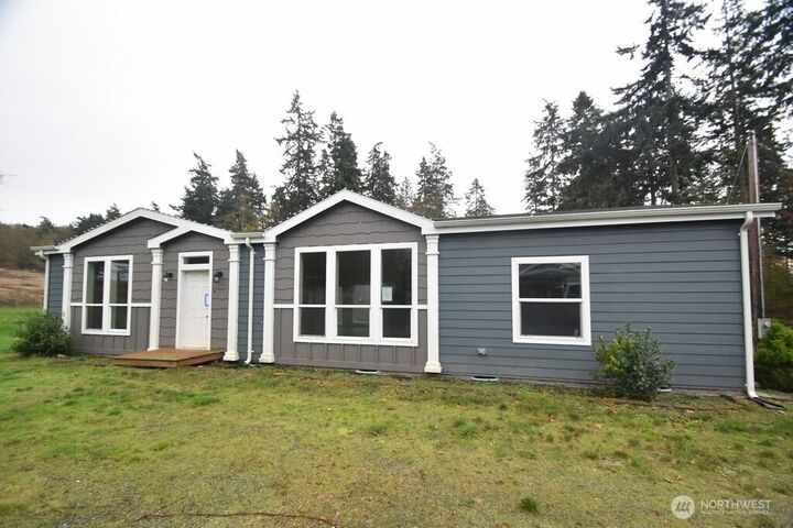 4256  Northgate Drive  Oak Harbor WA 98277 photo