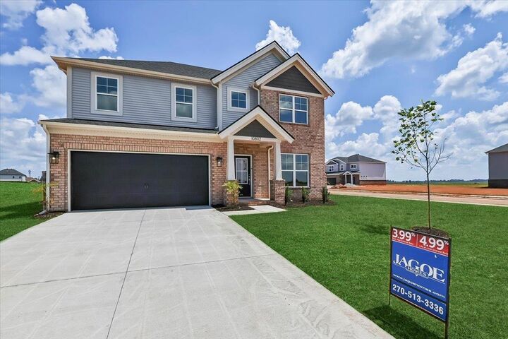 Property Photo: 10802 Braewick Circle KY 42101