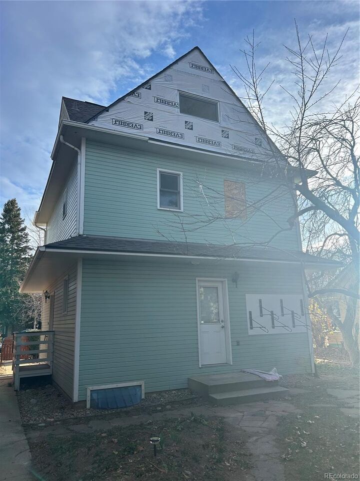 Property Photo: 1837 Walnut Street CO 80302